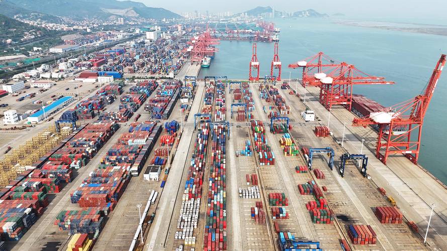 透过港口码头看中国外贸“含新量”
