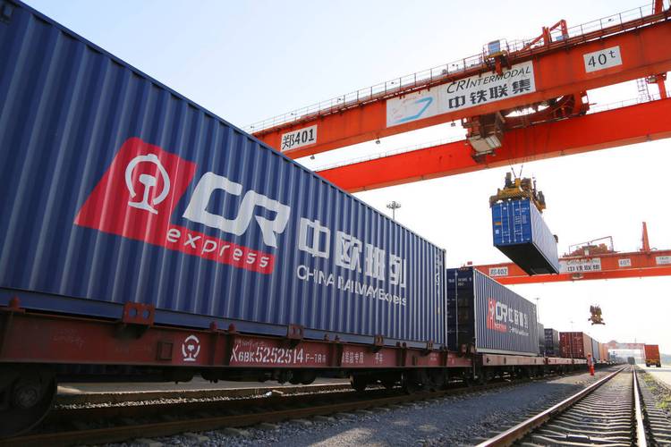 前两月国家铁路发送货物6.22亿吨
